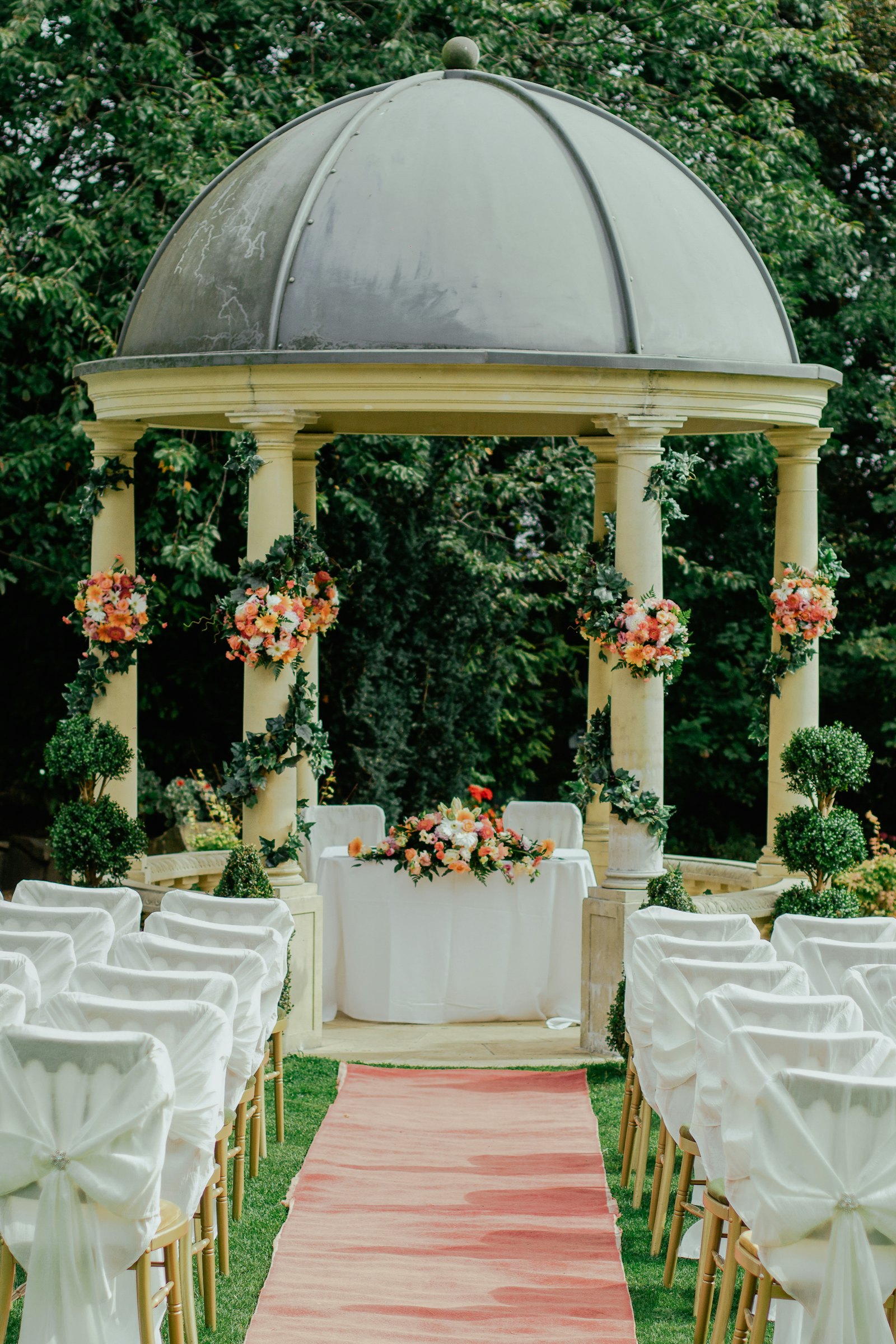 Open-air courtyard with a pergola